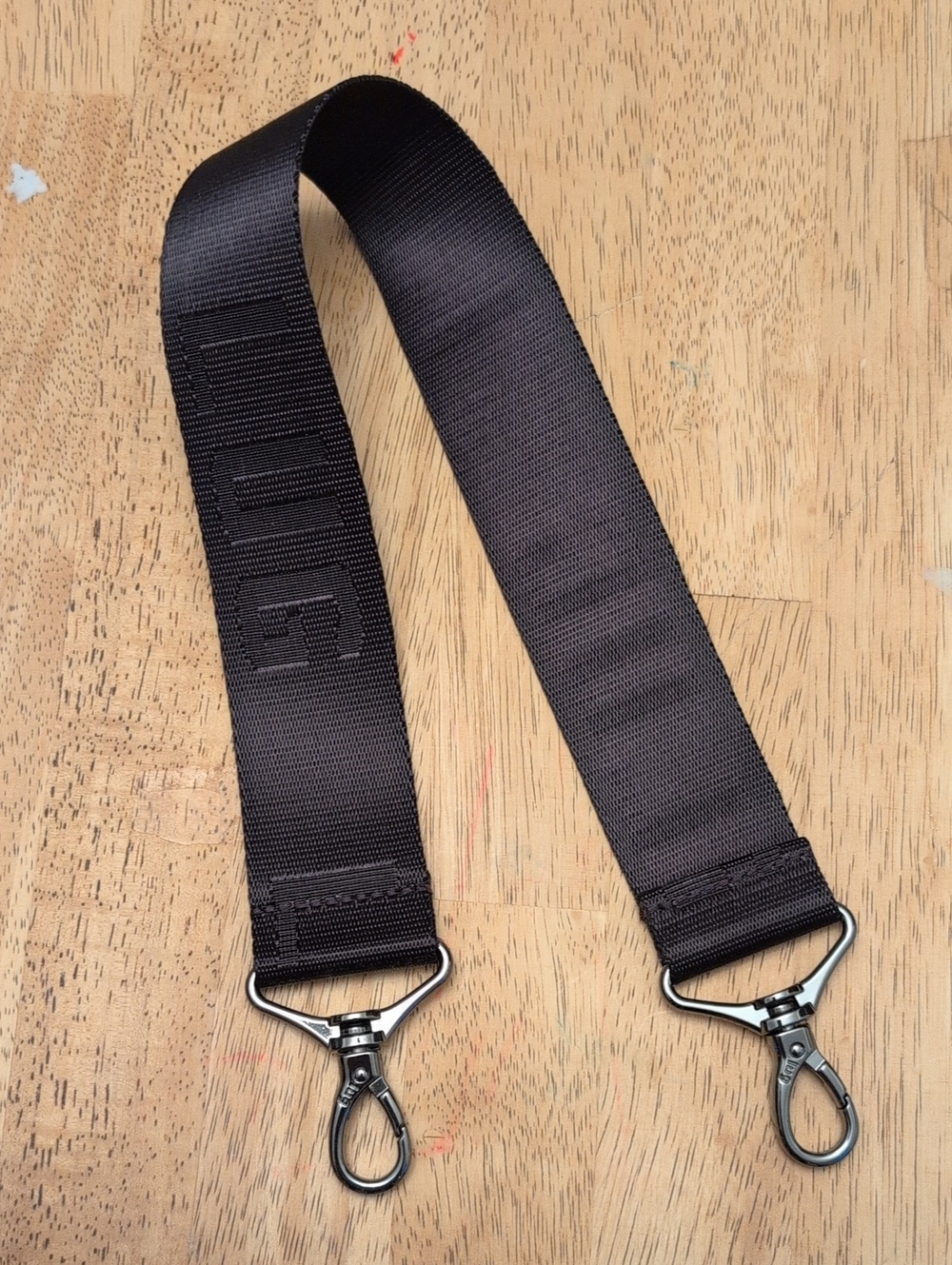 Lug Webbed Shoulder Strap Plum Detachable Bag Strap with Gunmetal Hardware